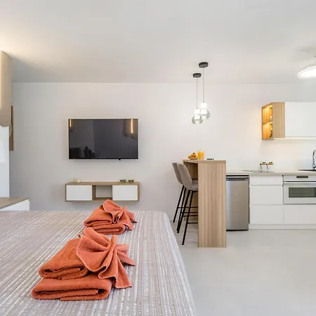 Parque Santiago Ii - - Americas, Heated Pool, Ocean View, 250m To The Playa de las Americas (Tenerife)